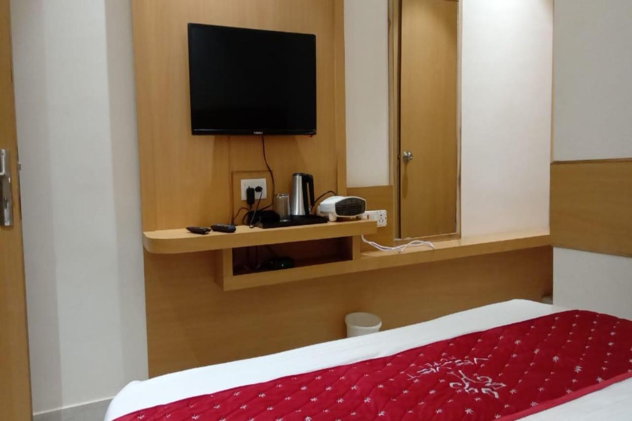 Velvet Hotel